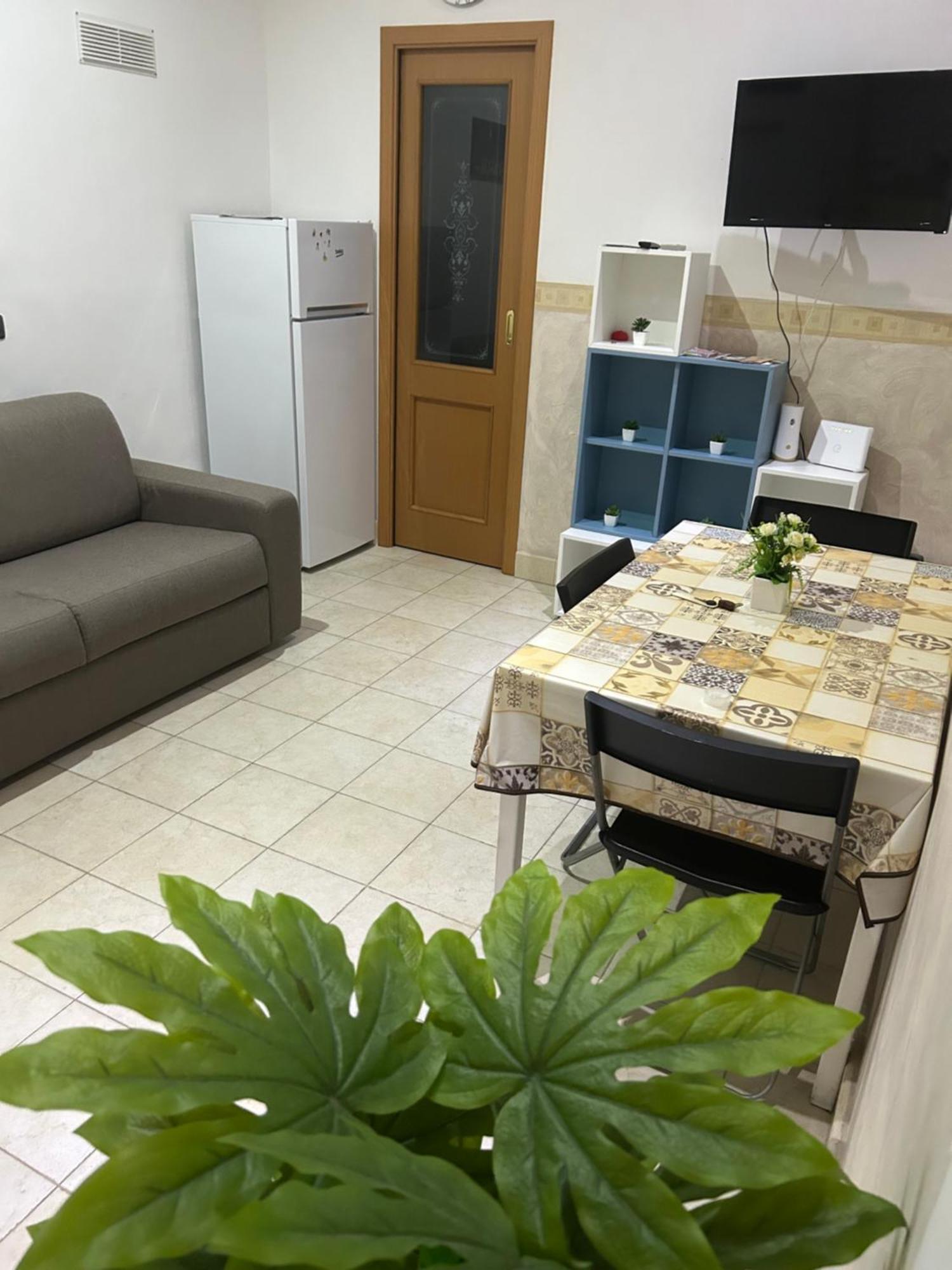 La Dependance Apartment Barletta Exterior foto